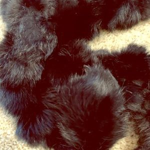 Rabbit fur knotted balls scarf